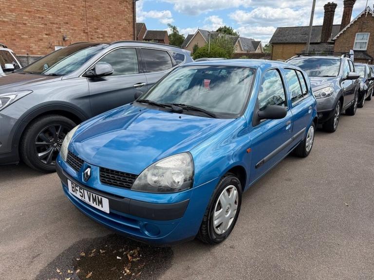 2001 Renault Clio Authentique Hatchback Petrol Manual
