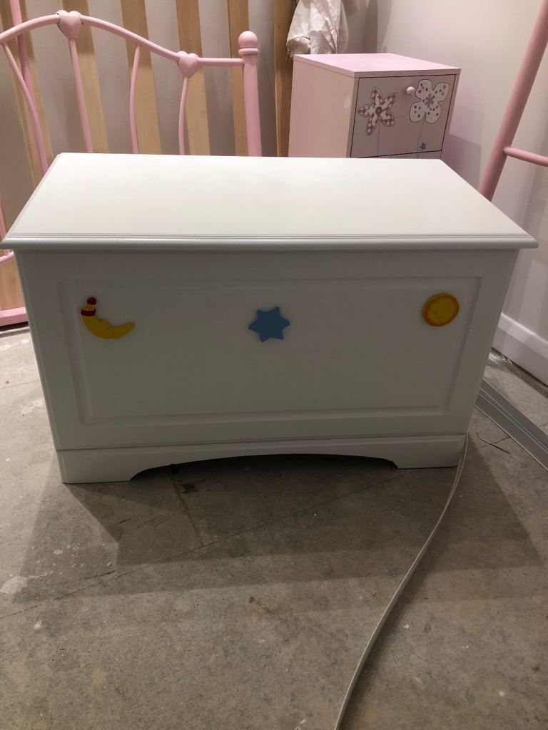 Solid white toy box 