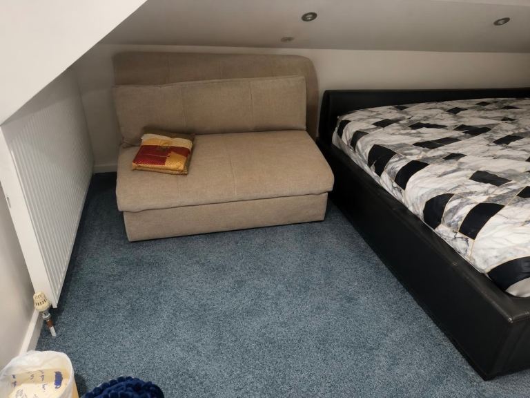 Triple Room (loft room) for at least 2 individuals