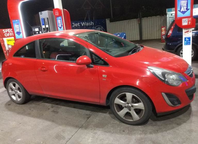 62 reg top spec vauxhall Corsa 1.2 sxi+11 months mot+tax+ULEZ+FREE DELIVERY OR DRIVEAWAY 