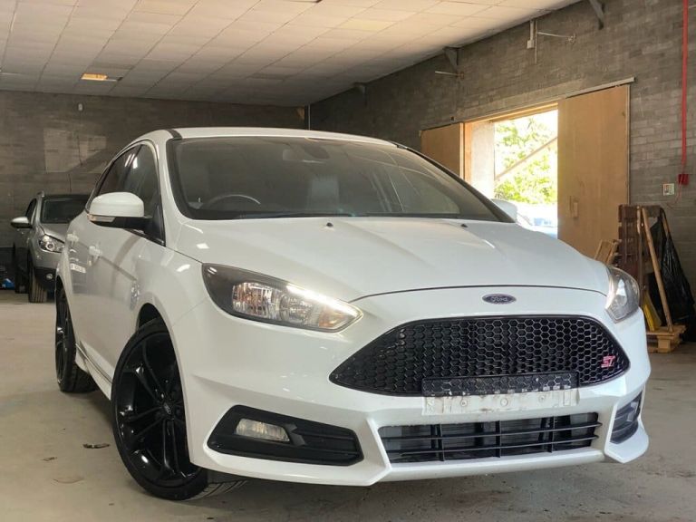 2016 Ford Focus 2.0T EcoBoost ST-2 Hatchback 5dr Petrol Manual Euro 6 (s/s) (250 ps) Hatchback Pe...