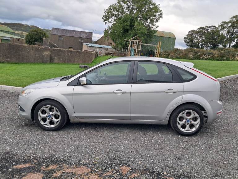Automatic Ford Focus Hatchback, 2011, 1.6 Petrol 5 doors