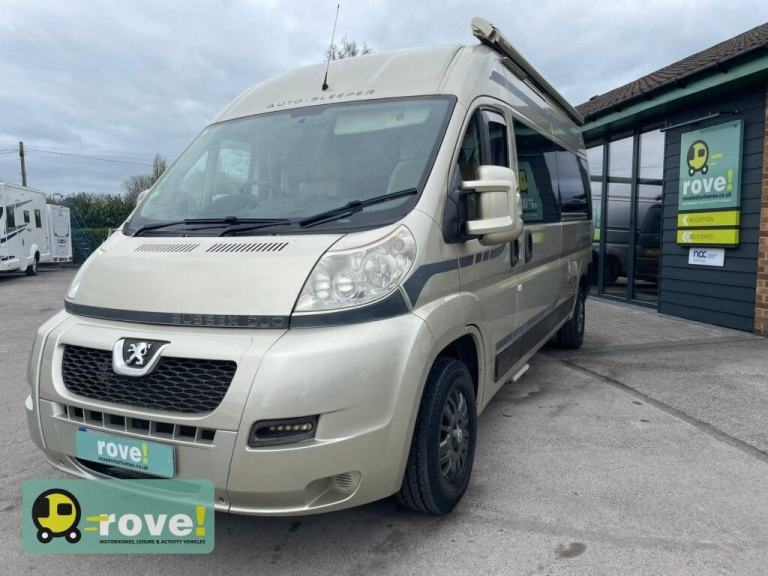 Autosleeper Sussex Duo 2 berth 2 belt end lounge campervan