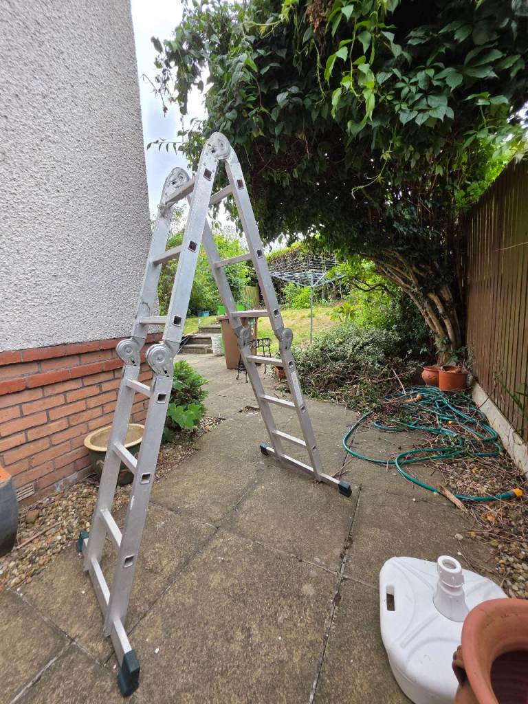 3m Multipurpose folding Aluminium Ladder – Good Condition, Sturdy