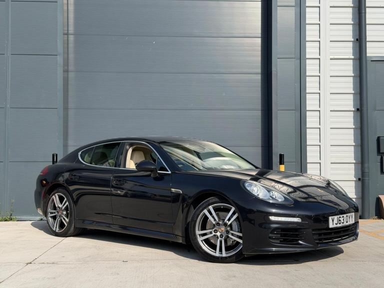 Porsche Panamera 3.0 V6 4S PDK 4WD Euro 5 (s/s) 5dr Petrol Automatic