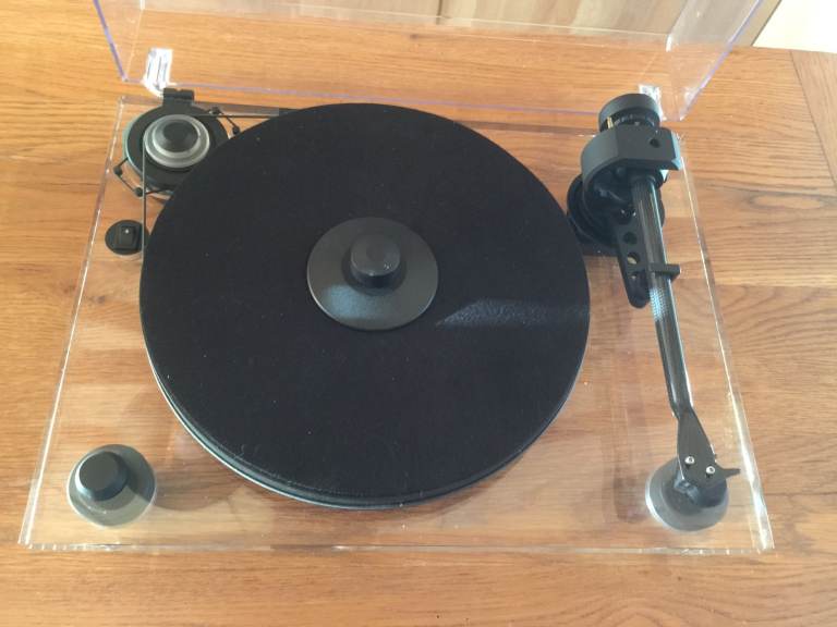 PROJECT 2XPERIENCE ACRYL TURNTABLE + 9CC EVO TONEARM + ORTOFON 2M RED CARTRIDGE