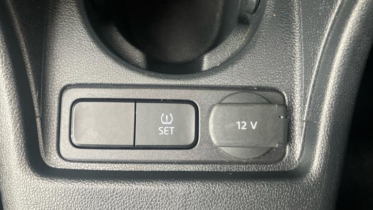 2022 Volkswagen up! 1.0 65PS R-Line 5dr HATCHBACK PETROL Manual