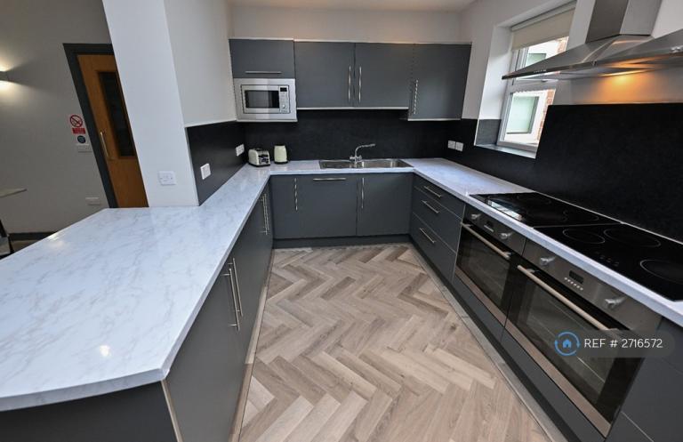 1 bedroom in The Elms, Ormskirk, L39 (#2716572)