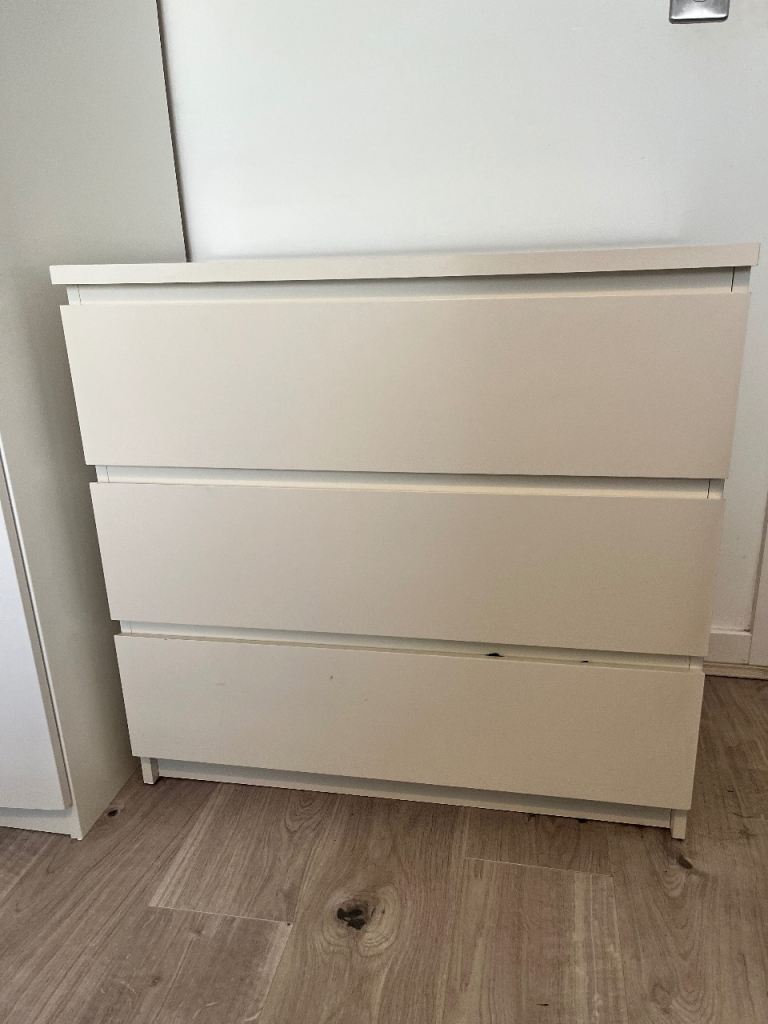IKEA MALM chest of 3 drawers
