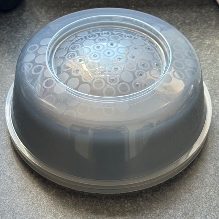 3 x IKEA PRICKIG Microwave lid splatter guard, grey, 26 cm