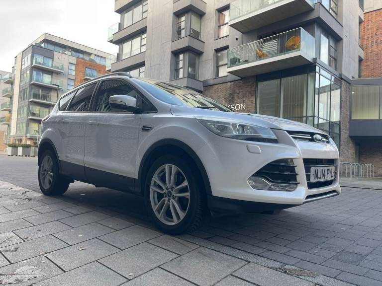 Ford, KUGA, Hatchback, 2014, Manual, 1997 (cc), 5 doors