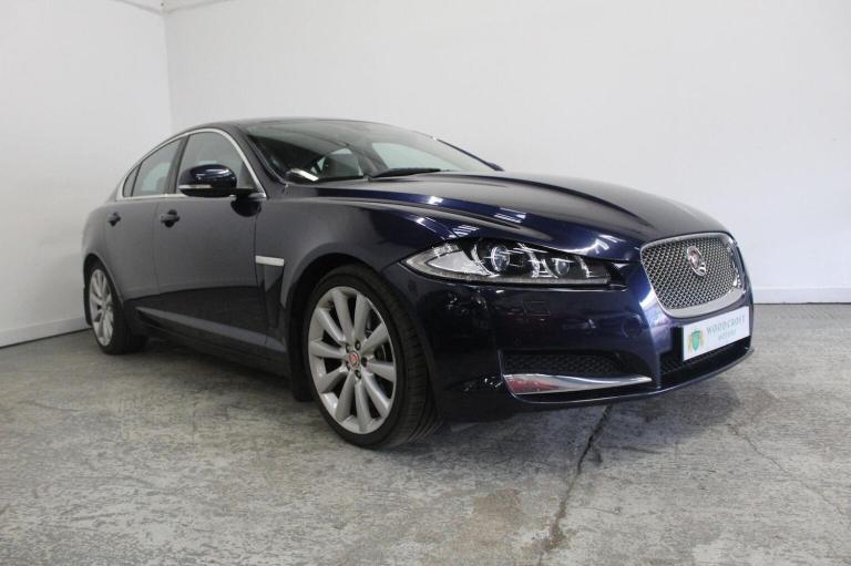 JAGUAR XF 2.2d Portfolio Auto Euro 5 (s/s) 4dr 2015