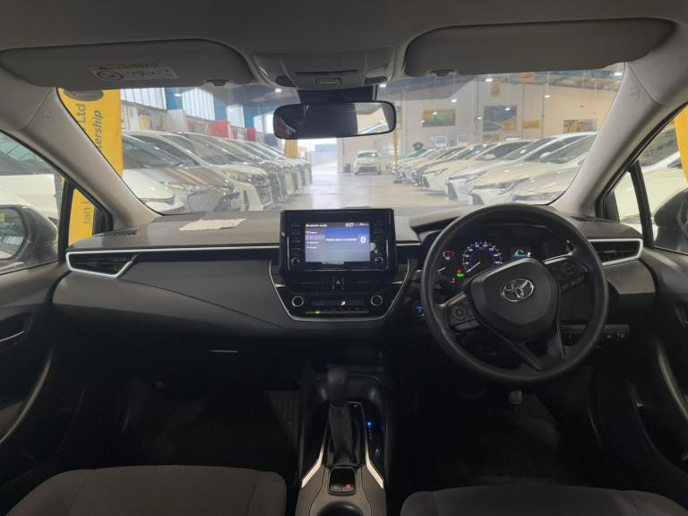 2020 Toyota Prius 1 790 CC TOYOTA COROLLA TOURING Hybrid