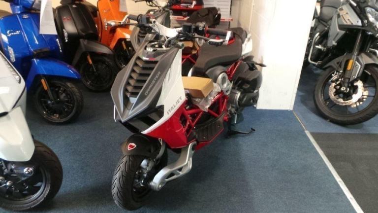 2025 Italjet DRAGSTER 0 Scooter 