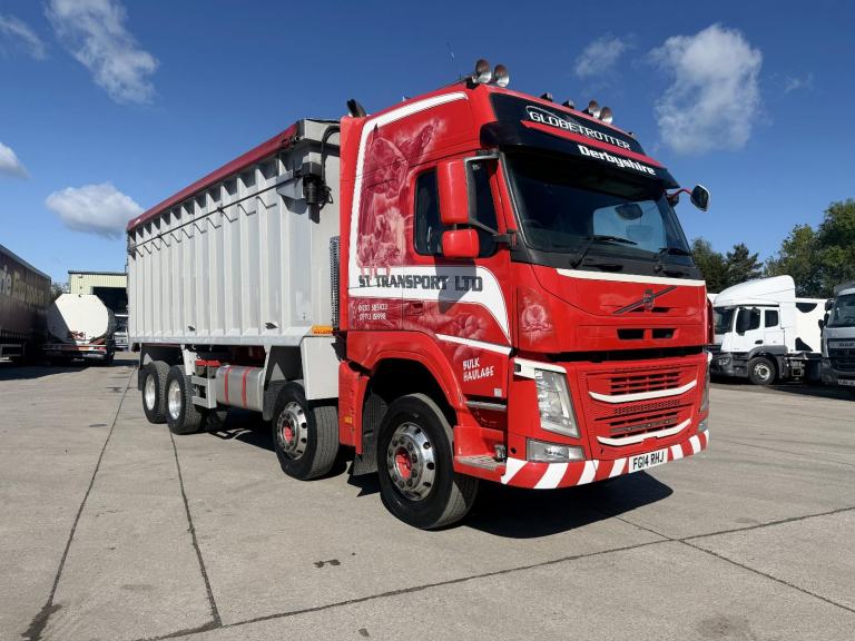 2014 VOLVO FM 500 8X4 TIPPER 