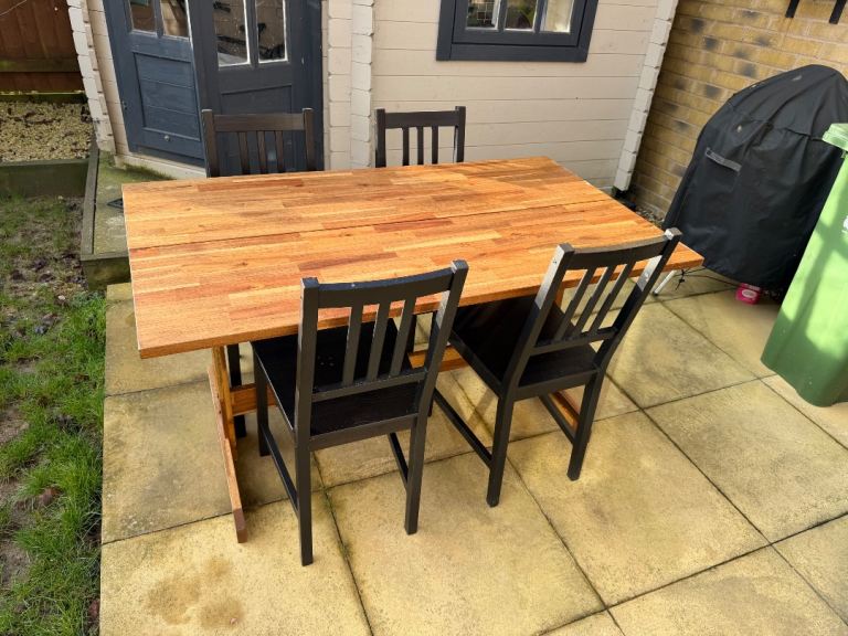 Dining Room Table and Chairs