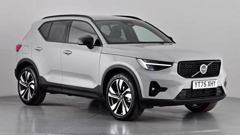 2025 Volvo XC40 Plus, B3 Mild hybrid, Petrol, Dark (Tints:20'Alloys) Estate Petrol Automatic