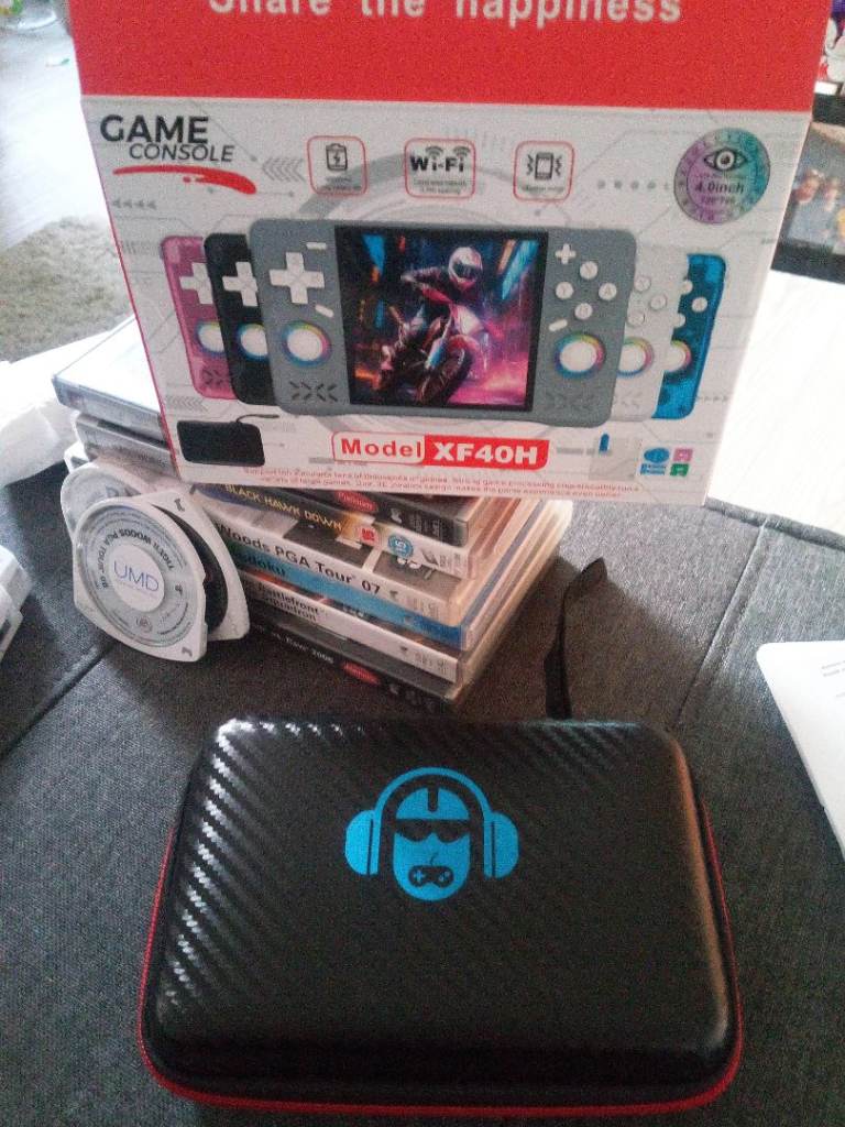 image for NEW Game console 4-inch full touch screen display game player 