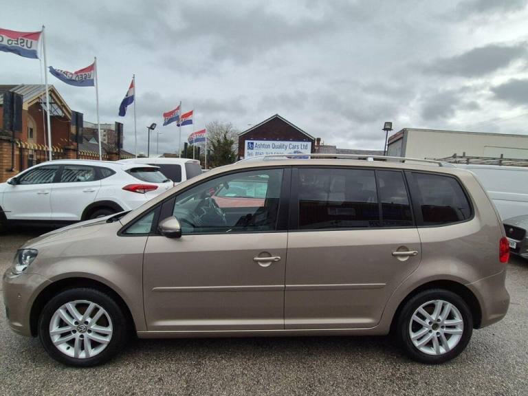 2013 Volkswagen Touran 1.6 TDI 105 BlueMotion Tech SE 5dr MPV DIESEL Manual