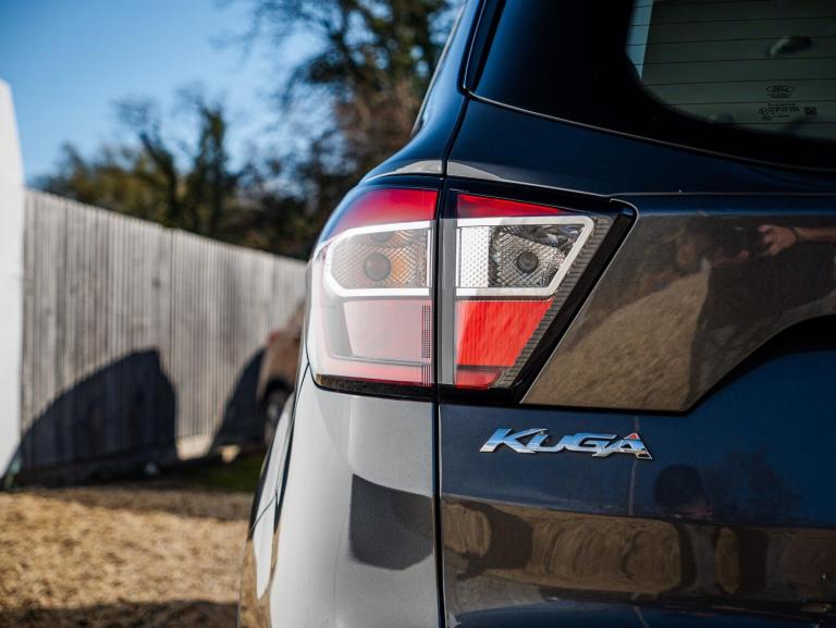 2017 Ford Kuga 2.0 TDCi Titanium Euro 6 (s/s) 5dr HATCHBACK Diesel Manual