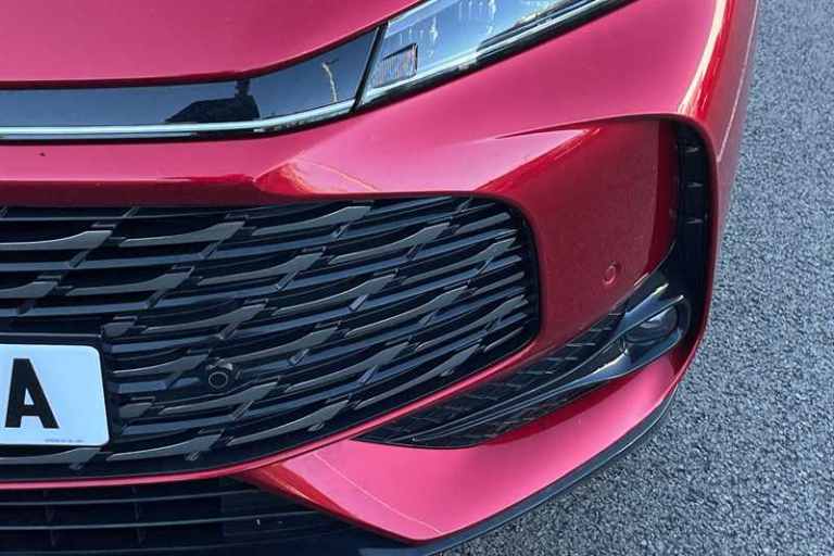 2025 MG MG HS 1.5 T-GDI Trophy SUV 5dr Petrol Manual Euro 6 (s/s) (169 ps) SUV Petrol Manual