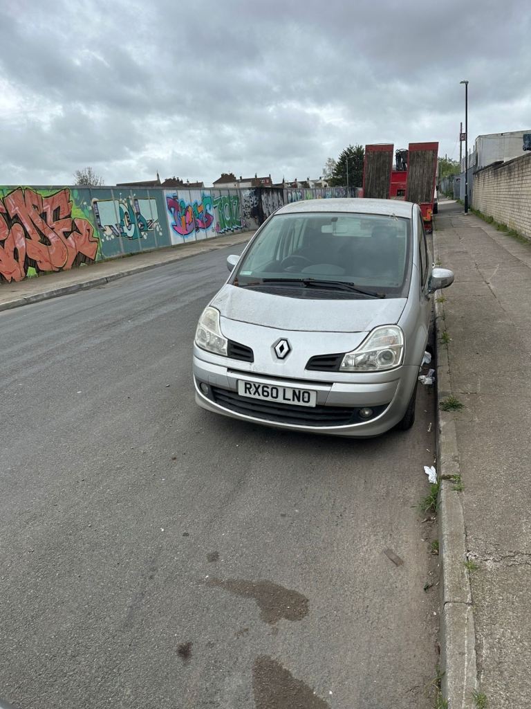 Renault, GRAND MODUS, Hatchback, 2010, Other, 1598 (cc), 5 doors