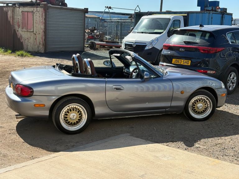 Mazda, MX-5, Convertible, 2002, Manual, 1597 (cc), 2 doors