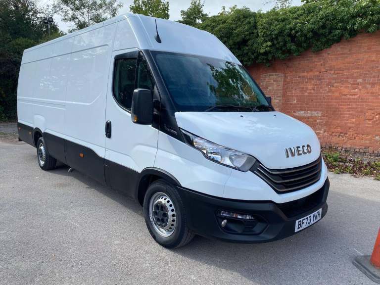 2023 Iveco Daily 2.3 High Roof Van 3520L WB Hi-Matic PANEL VAN DIESEL Automatic