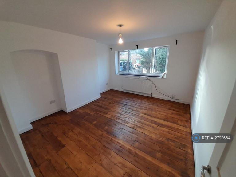 4 bedroom house in Thicket Avenue, Bristol, BS16 (4 bed) (#2792664)