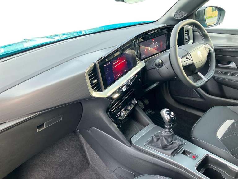 2025 Vauxhall Mokka 1.2 Turbo 136 Ultimate 5dr SUV Manual