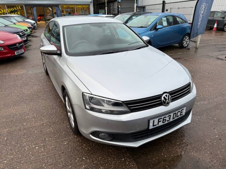 2013 Volkswagen Jetta 1.6 TDI BlueMotion Tech Limited Edition Saloon 4dr Diesel Manual Euro 5 (s/...