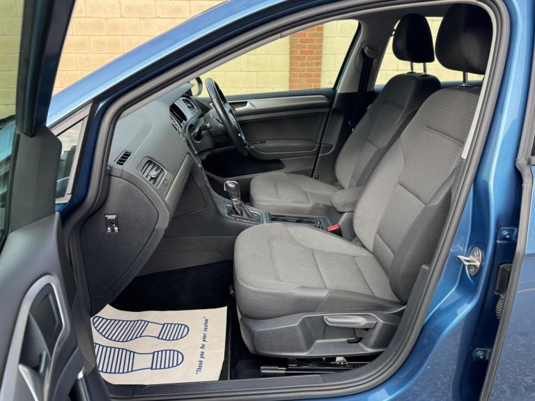 2017 Volkswagen Golf 1.4 TSI BlueMotion Tech Match Edition DSG Euro 6 (s/s) 5dr HATCHBACK Petrol ...
