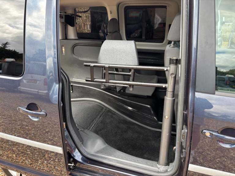 VOLKSWAGEN CADDY DRIVE FROM WHEELCHAIR ACCESSIBLE VEHICLE 1.4 TSI BlueMotion