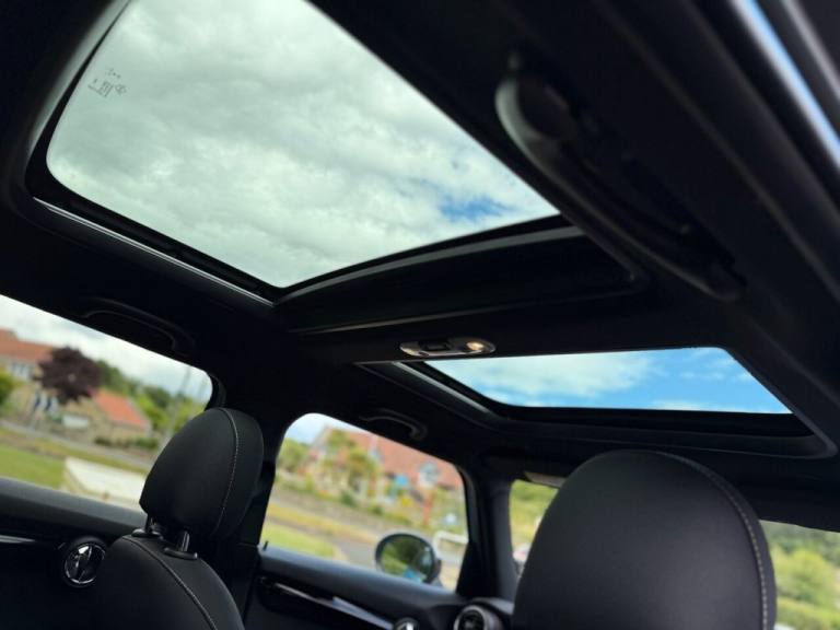 2015 15 MINI HATCH 1.5 COOPER HATCHBACK 5DR PETROL MANUAL EURO 6 (S/S) (136 PS)