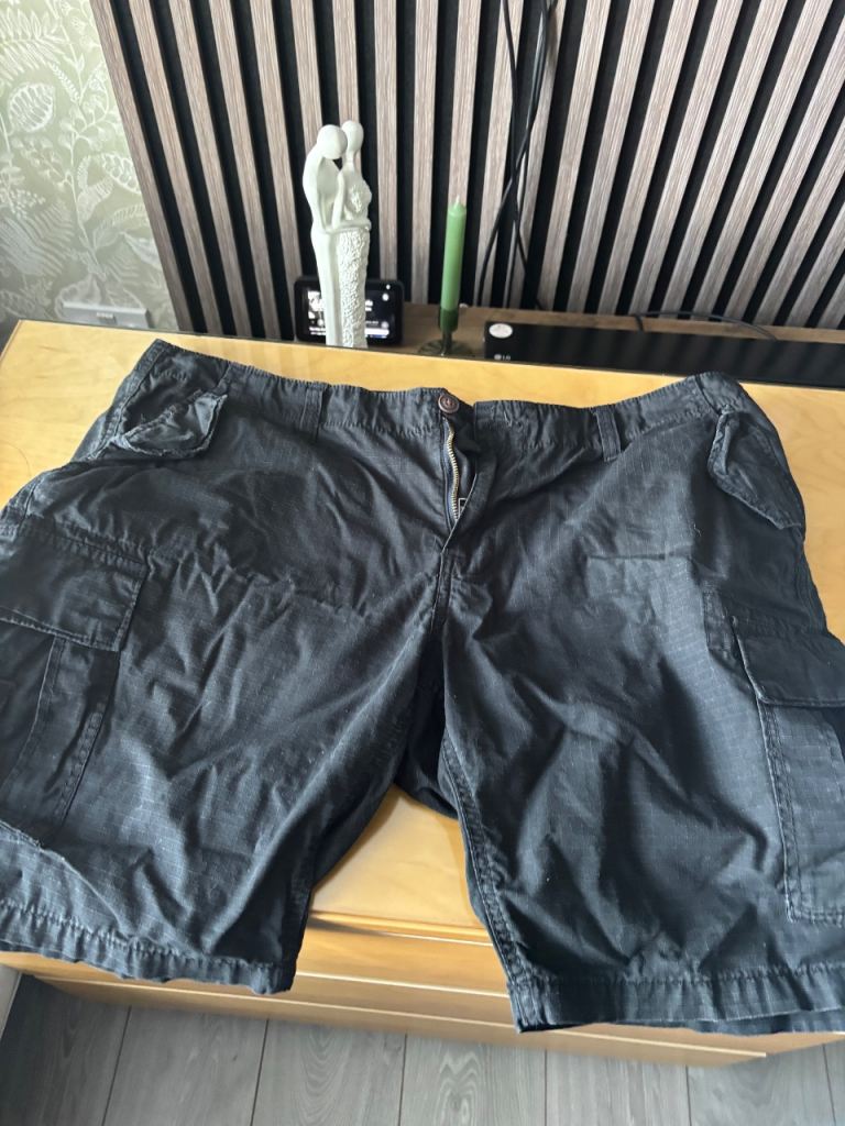 Jacamo Men's black Combat Shorts - Size W40  Good Condition