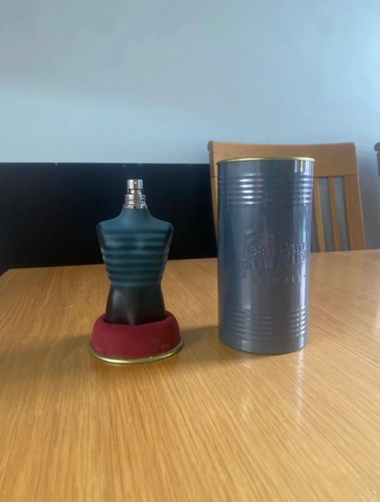 Mens cologne ( brand new full 125 ml )