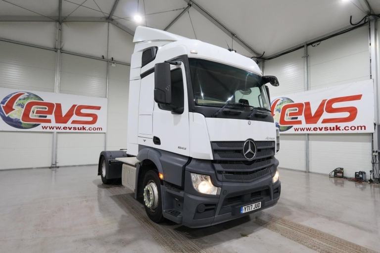 2017 (17 PLATE) Mercedes Benz Actros 1843 4x2 Euro 6 Tractor Units
