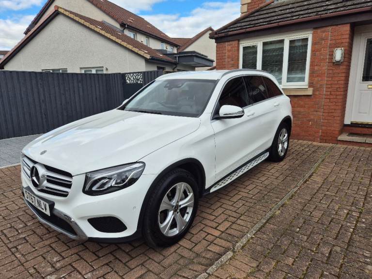 Mercedes GLC 220d AMG Line 2017 – White, Full Spec, Great Condition