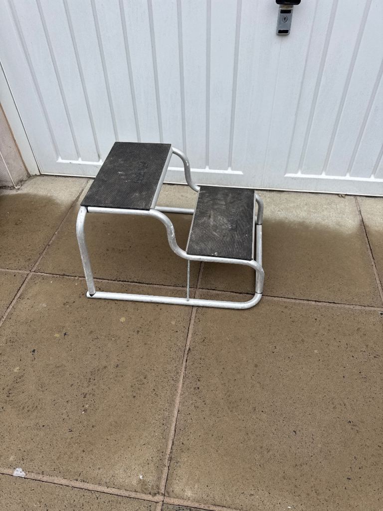 Millenco caravan step 