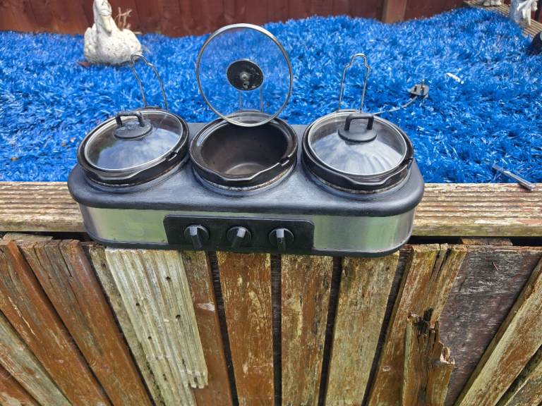 Triple slow cooker