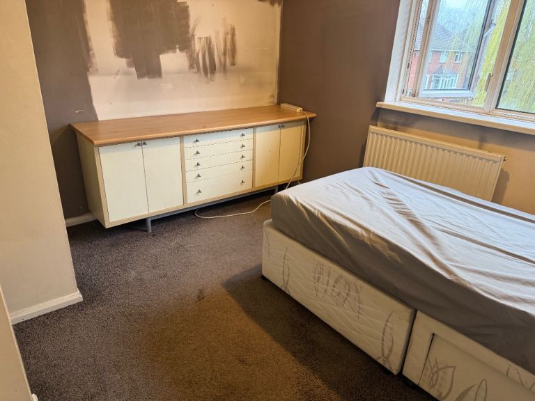 Single Room for Rent