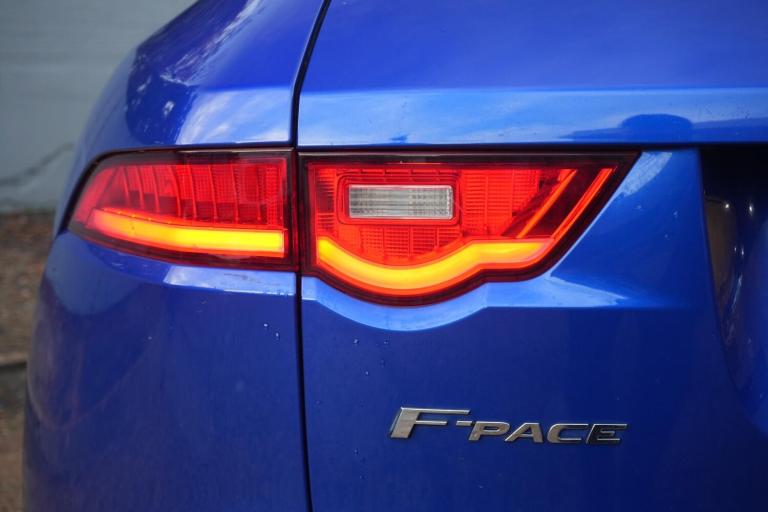 2016 Jaguar F-Pace 3.0d V6 1st Edition 5dr Auto AWD ESTATE DIESEL Automatic