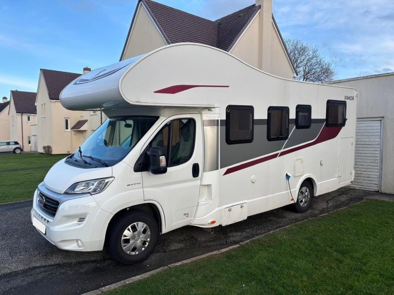Rimor Seal 695 Rear Fixed Singles/Double Bed Motorhome For Sale 