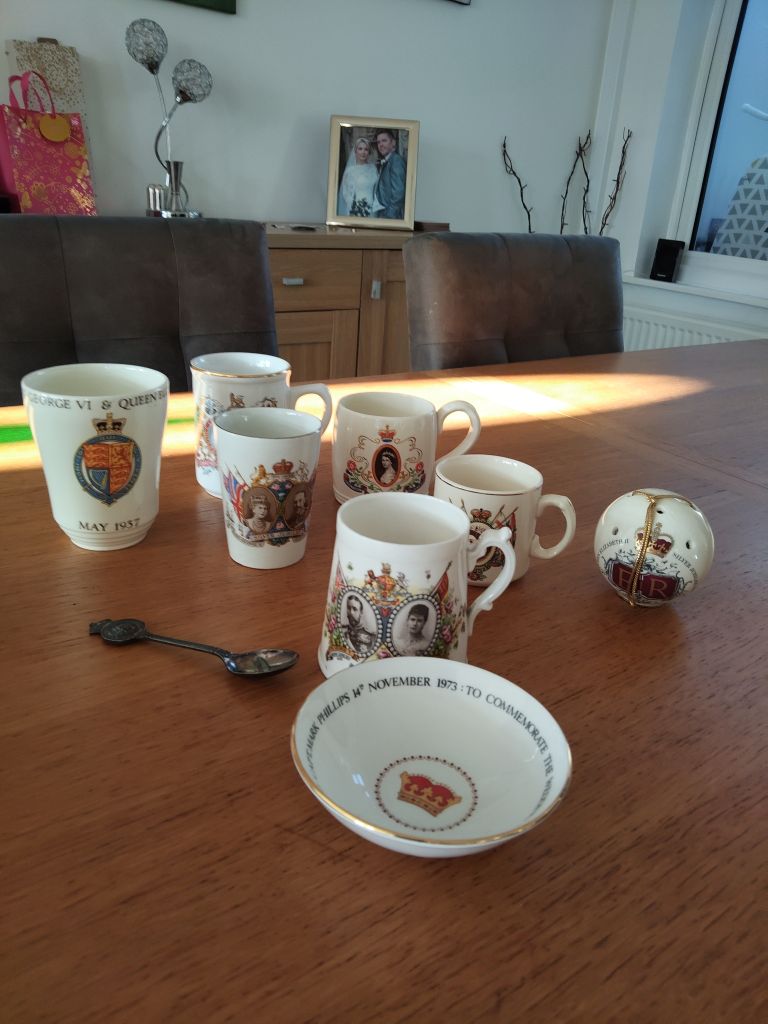 Various Royal souvenirs 