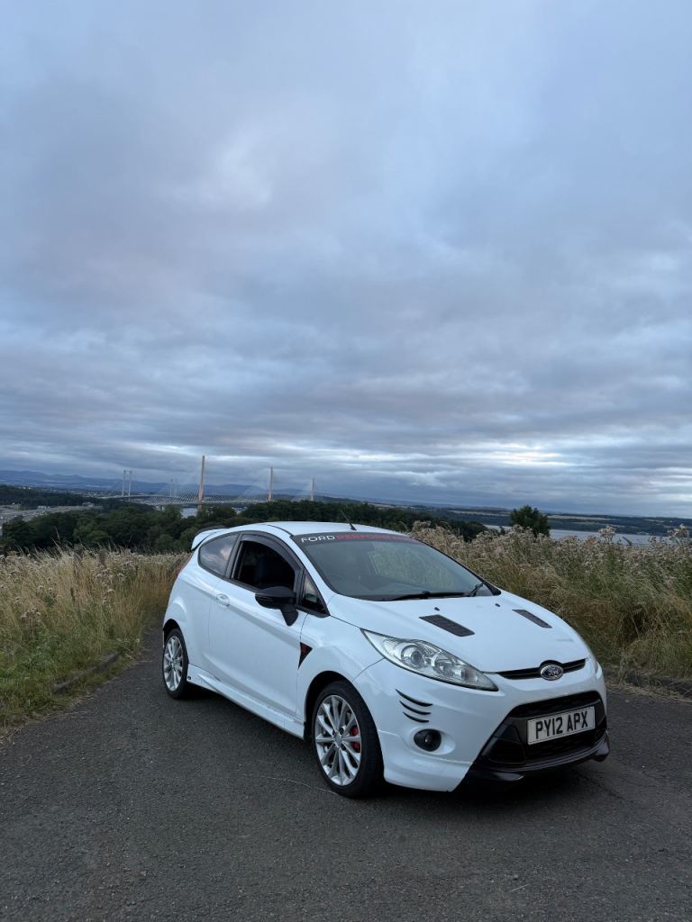 Ford, FIESTA, Hatchback, 2012, Manual, 1560 (cc), 3 doors