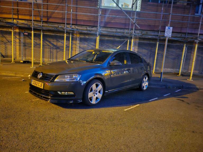 Volkswagen, PASSAT, Saloon, 2013, Manual, 1968 (cc), 4 doors