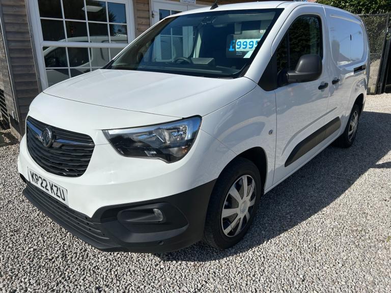 2022 VAUXHALL COMBO CARGO 2000 1.5 Turbo D 100ps LWB L2 H1 Dynamic Van [6 Speed]