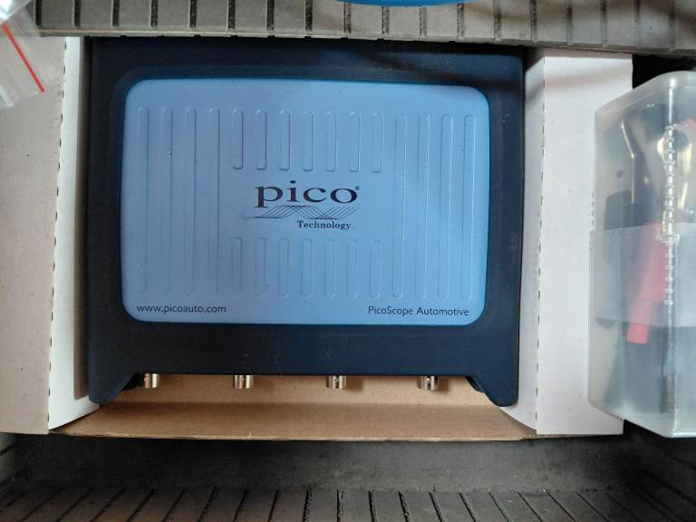Pico automotive Picoscope 4425 oscilloscope diagnostic tool in flightcase with leads etc