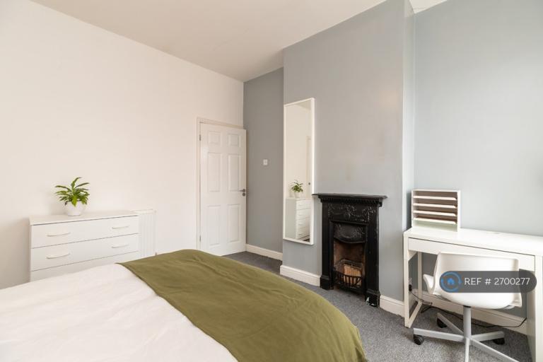 3 bedroom house in Terry Road, Coventry, CV1 (3 bed) (#2700277)