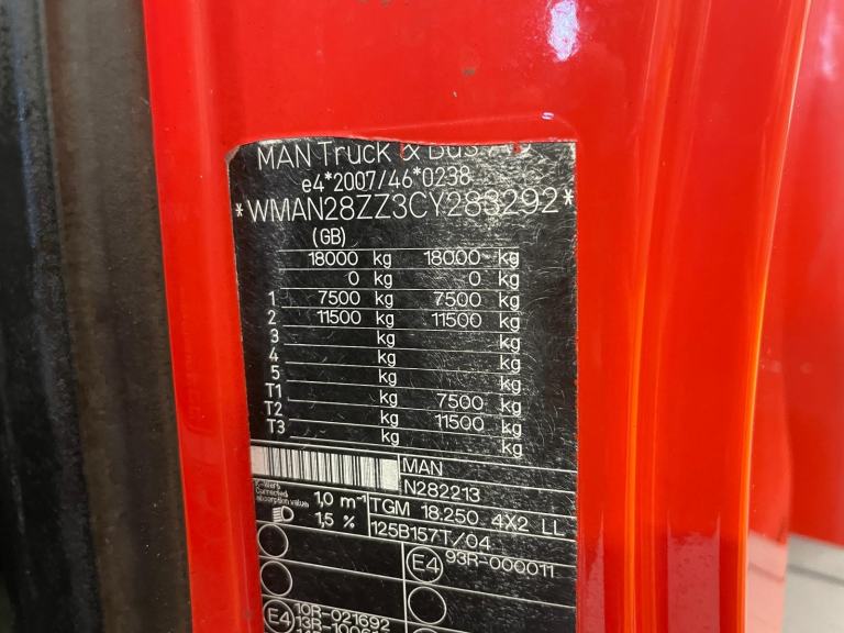 MAN TGM 18.250, 4X2 GLASS CARRIER – 2012 – DA12 CVF